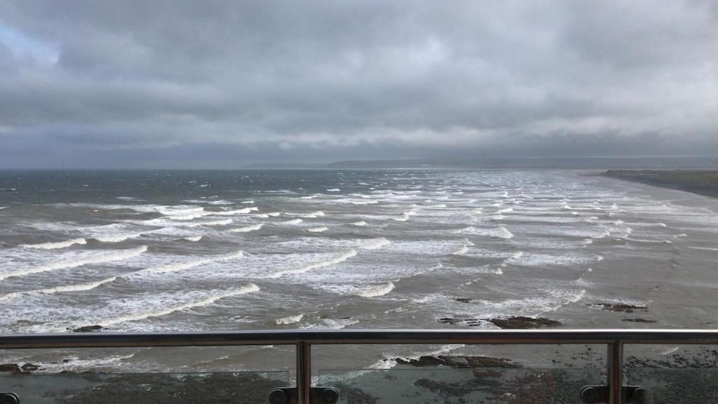 Penthouse Apartment With Stunning Sea View Westward Ho! Westward Ho!  Kültér fotó